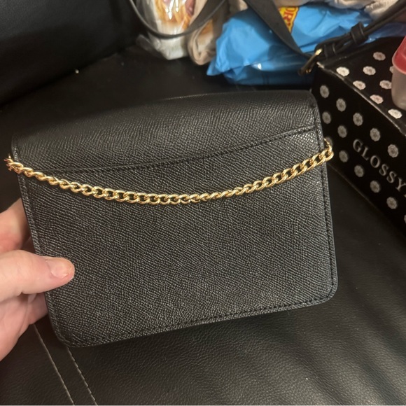 Coach - Picture 3 of 6